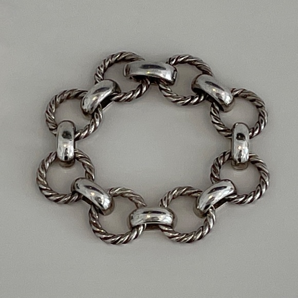 TIFFANY & CO STERLING SILVER BRACELET - Picture 9 of 16